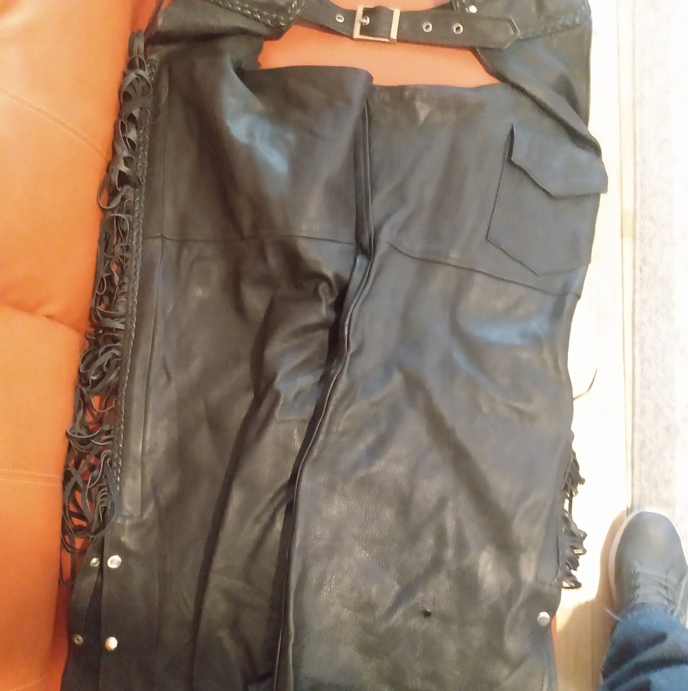 LEATHER CHAPS - Picture 3 of 5